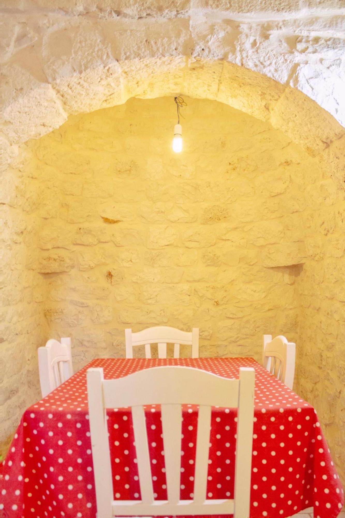 Il Trullo Di Francesca Villa Ceglie Messapica Bagian luar foto
